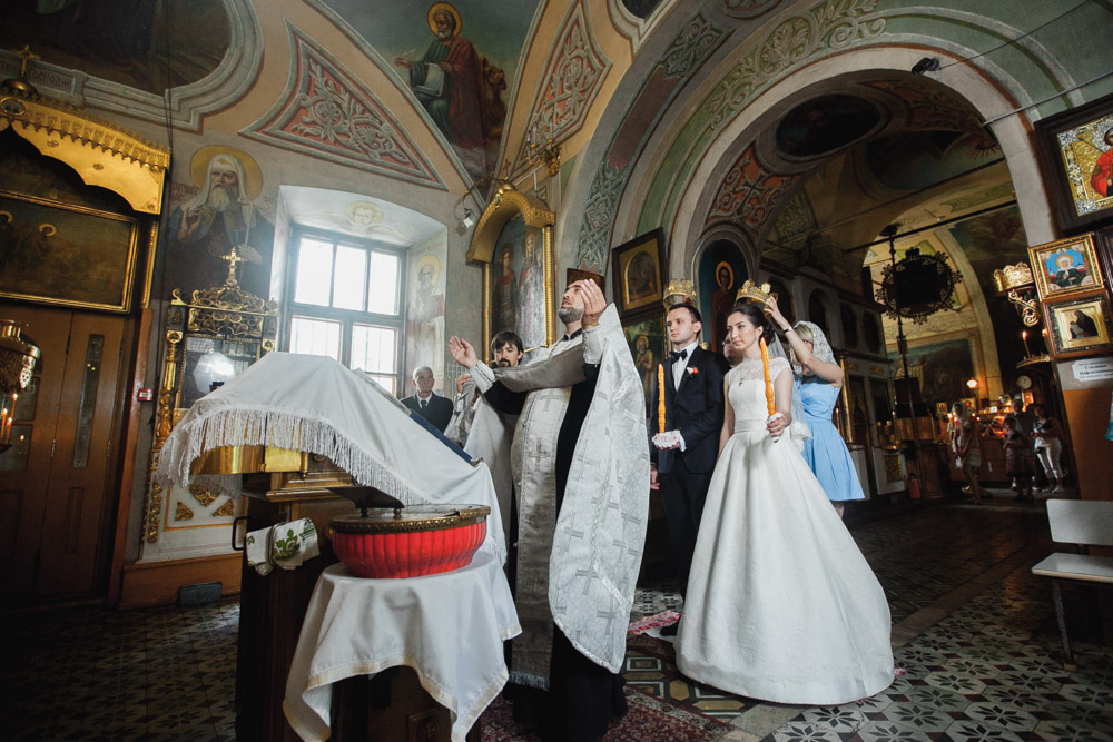 Серия с венчания в Храме Живоначальной Троицы в Москве
