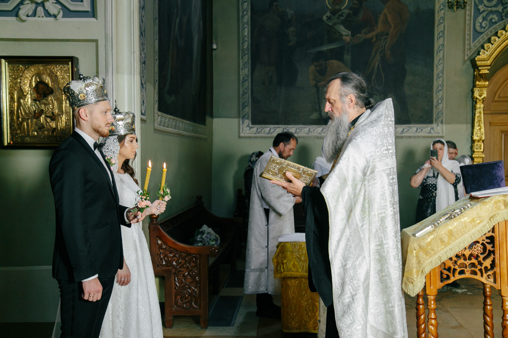 венчание в храме святителя николая мирликийского