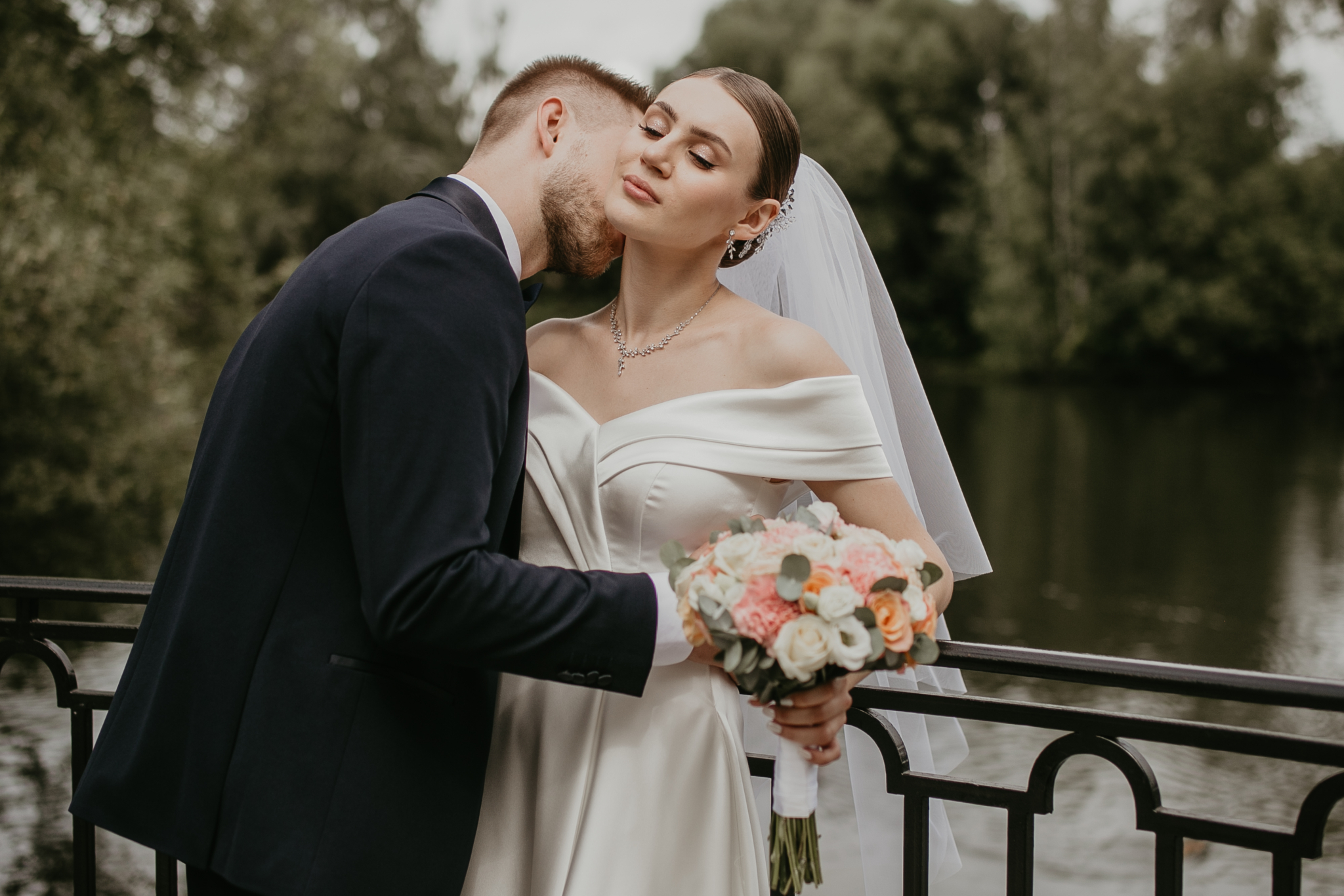 Регистрация брака и фотосессия в усадьбе Остафьево